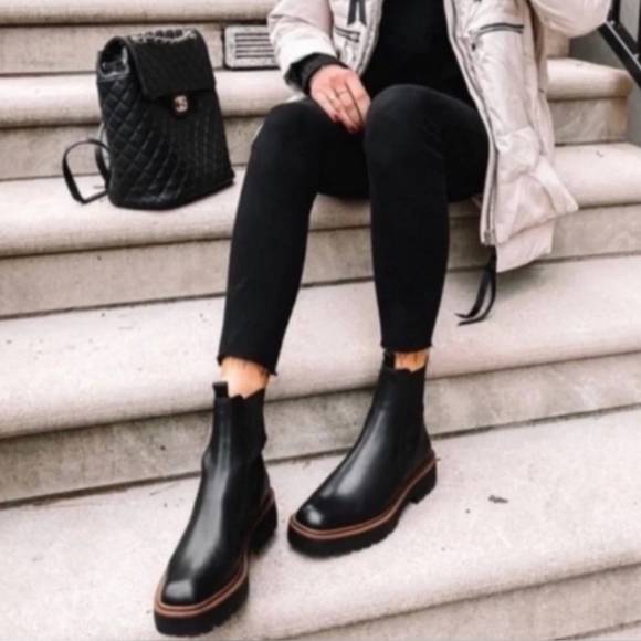 Laguna Chelsea Boot; Sam Edelman Size 8.5 - Picture 2 of 14